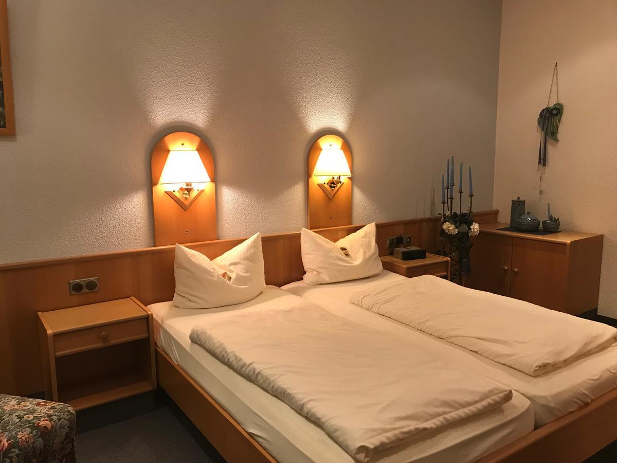 Gasthof & Hotel Goldener Hirsch Bad Berneck im Fichtelgebirge Bagian luar foto